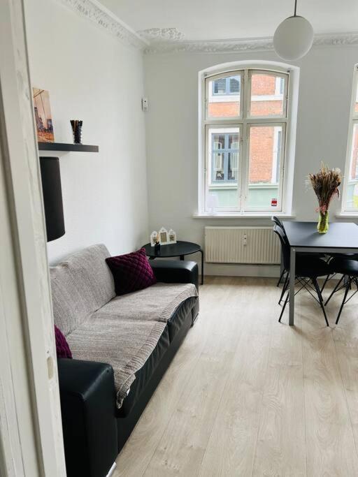 Lovely 1-Bedroom Condo In Aarhus C Exterior photo